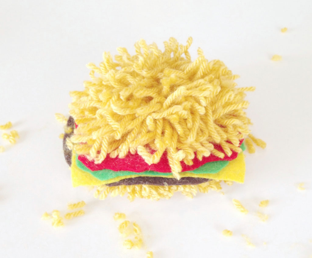 pom pom burger_Fotor | Complete Burger Pom Pom | How to Make a Yarn Pom Pom Burger on the Pop Shop America Craft Blog