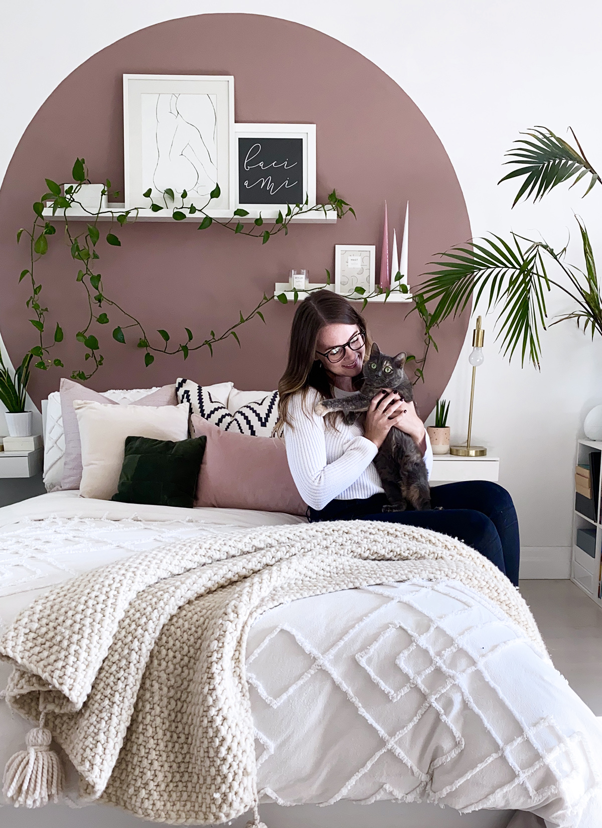 DIY Circle Headboard