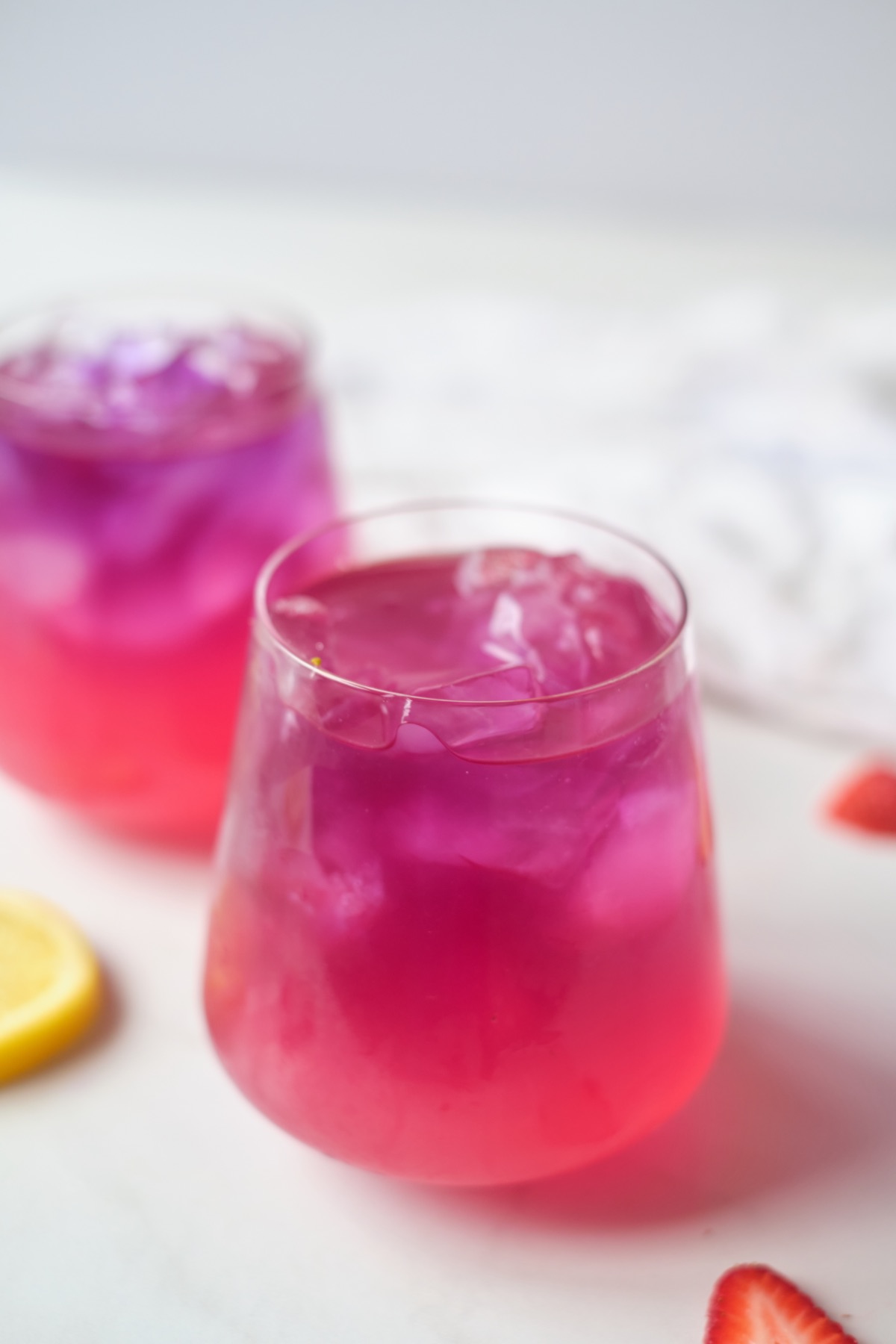 how to make a layered strawberry lemonade drink