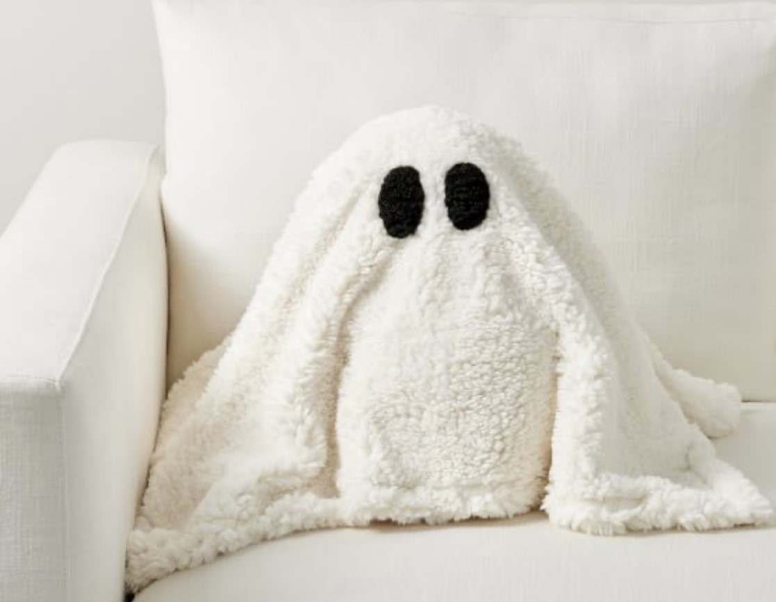Gus the Ghost Pilllow Dupe Tutorials Craft