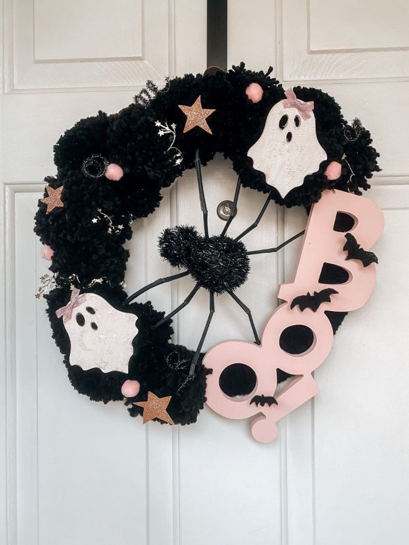Not So Spooky DIY Halloween Wreath