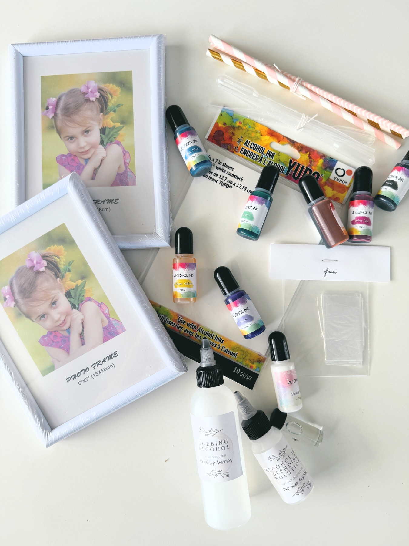 included in the alcohol inks painting kit
