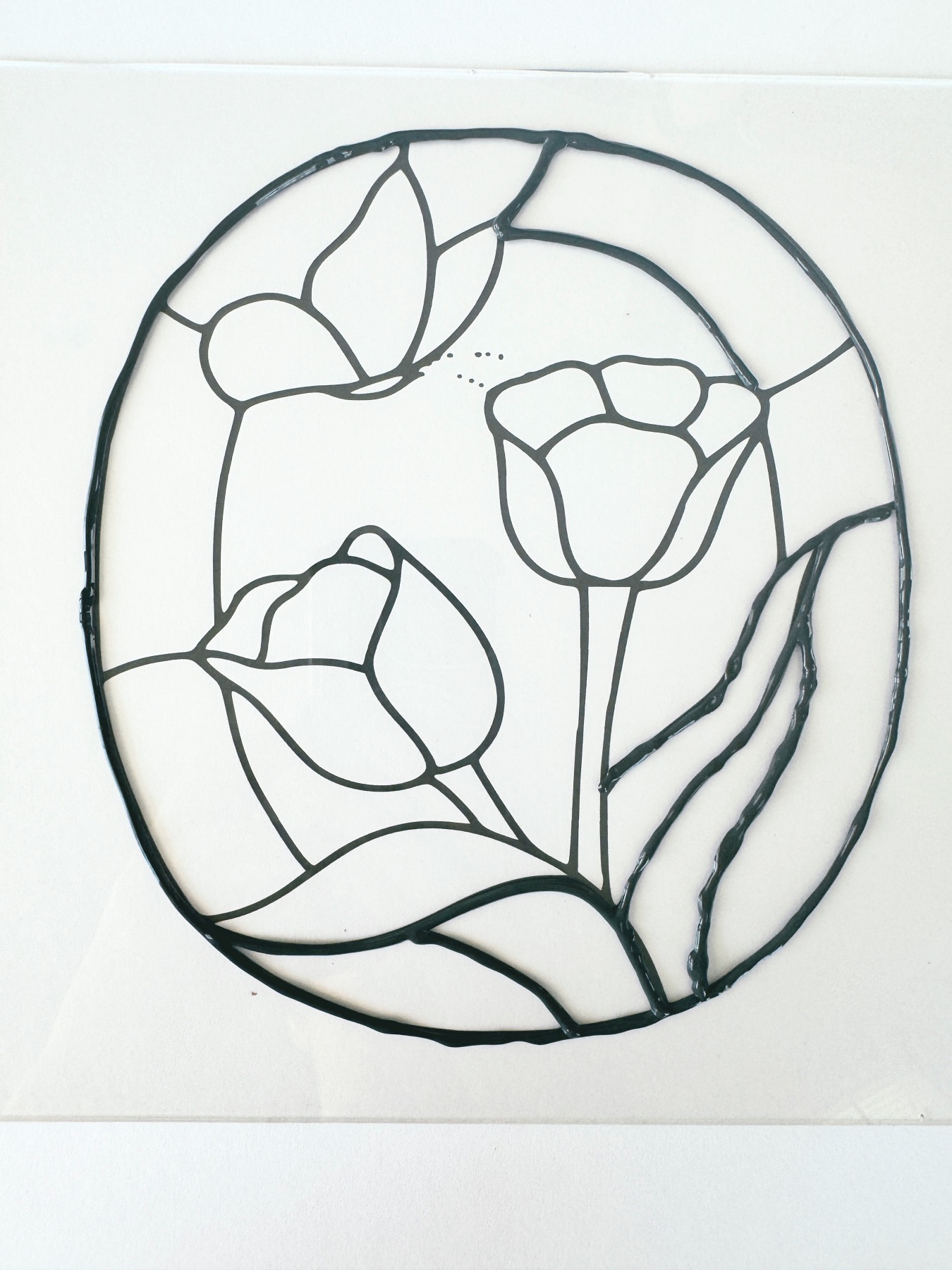 trace the outline of the template web