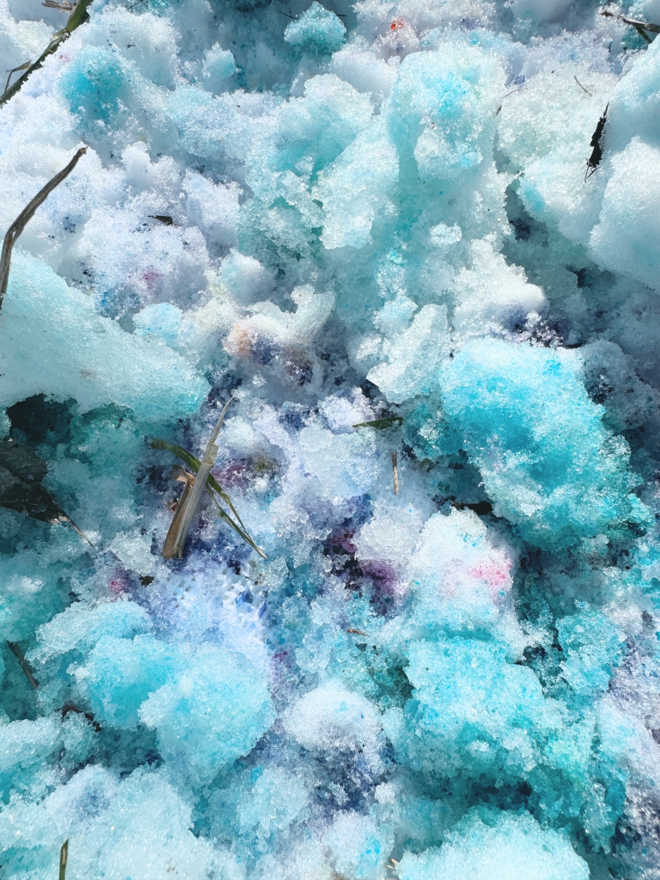 close up of dye on the blanket web