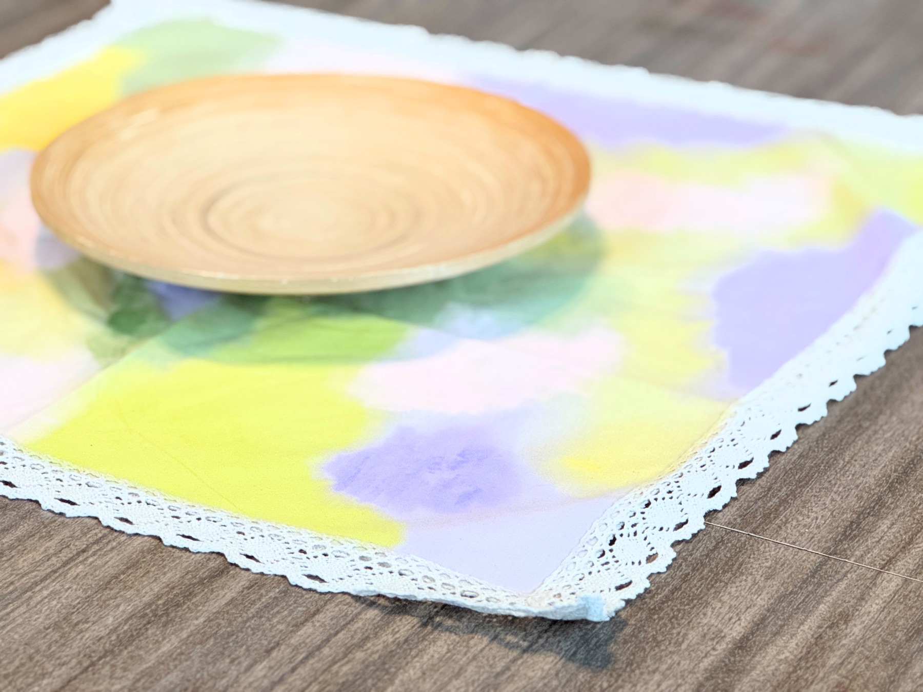 diy tutorial fabric paint watercolor tablecloth web