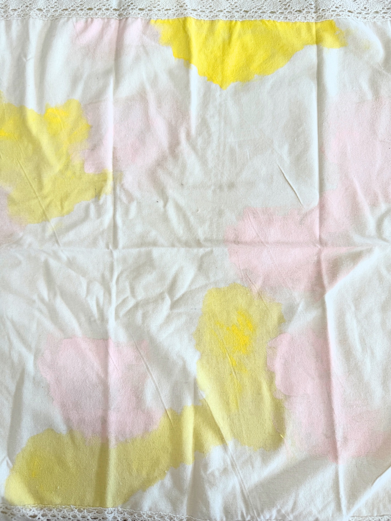 painting a 2nd color of fabric paint web